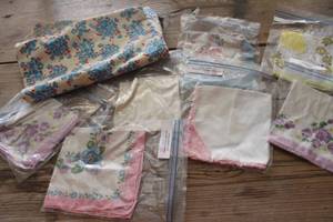 lot 3533 image: Vintage Hankies and Material