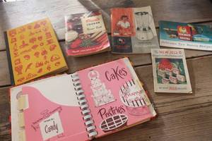 lot 3565 image: Vintage Cookbooks