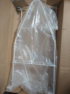 lot 7952 image: White Wire Gondola Divider for Baby Gates