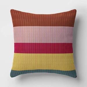 lot 19571 image: 20x20 Variegated Solid Tassel Square Outdoor Throw Pillow - Threshold�� Set of 3