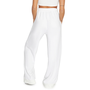 lot 2233 image: Ladies yoga pants white size M