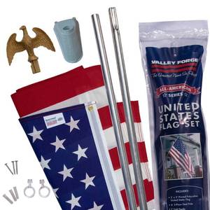 lot 7116 image: Betsy Flags 4x3 Sentinal Flag Kit with 4 Pole Americana Kit
