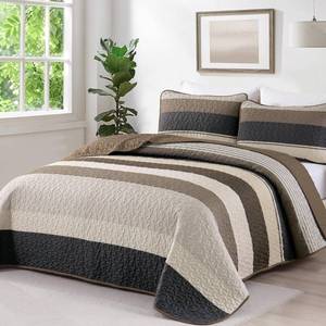 lot 11621 image: Dinjoy King Size Quilt Set Light Brown, 3 Pieces Boho Patchwork Striped Quilted Bedding Sets Soft Lightweight Bedspreads & Coverlets Set, for All Seasons 110x90