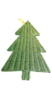 lot 15150 image: Woven Green Christmas Tree Wall Decoration 4Pk