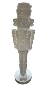lot 15172 image: Step 2 Large Nutcracker Decorative Statue 6ft