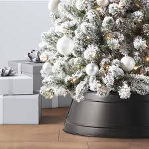 lot 5330 image: A25-inch Wondershop Metal Christmas Tree Collar - Black