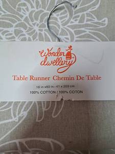 lot 3661 image: Wonder Dwellery Floral Table Runner