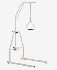 lot 1280 image: VEVOR Trapeze Bar for Bed Mobility, Bed Trapeze with Clamps