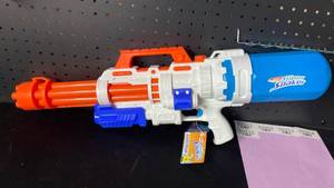 lot 10316 image: Nerf Super Soaker Aquastream Water Blaster