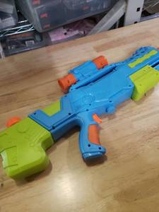 lot 11821 image: Nerf Super Soaker Hydroscope Water Blaster