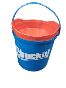 lot 5666 image: Petmate Chuck It Ball Bucket Set