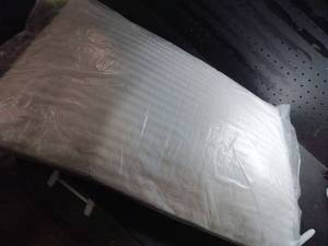 lot 7524 image: Unknown Size Pillow