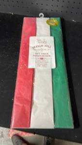 lot 10343 image: Sleigh Hill Christmas Gift Tissue Paper Set
