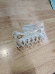 lot 12447 image: White Butterfly Hair Claw Clip