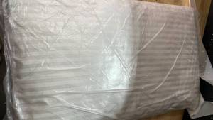 lot 13337 image: Standard size pillow