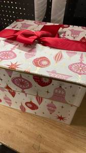 lot 13343 image: Holiday Gift Box with Red Grosgrain Bow