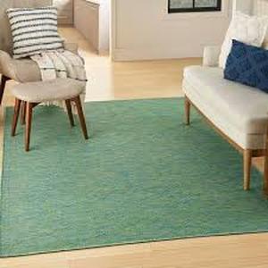 lot 7501 image: Living Solutions IndoorOutdoor Area Rug - Green