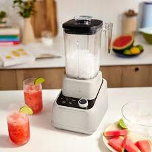 lot 9928 image: Bella Pro Series Blender Base with Cup