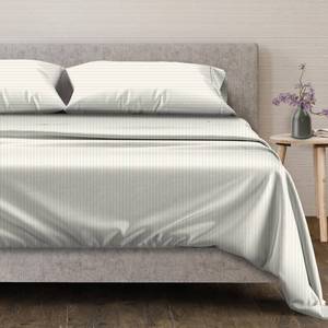 lot 13419 image: Mayfair Linen 100% Egyptian Cotton Queen Size Sheet Set - 4 PC 600 Thread Count Egyptian Cotton Sheets Set for Queen Size Bed, Cooling, Luxury Hotel 16 Deep Pocket Sateen Bedsheet, Ivory Stripe