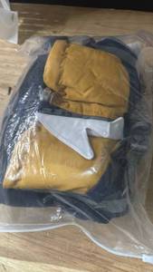 lot 14473 image: Dog coat size large