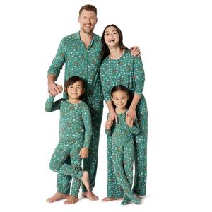 lot 16097 image: Amazon Essentials X Sofia Grainge Unisex Babies Mens Pajama Set, Dark Sage Green Holiday, Medium