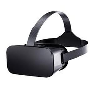 lot 9940 image: LamTrancall VR Headset