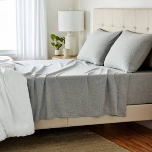 lot 1085 image: Amazon Basics 4 Piece Bed Sheet Set, 100% Cotton Jersey, Includes Super Soft, Flat and Fitted Sheets, Pillowcase, Queen, Light Gray, Solid