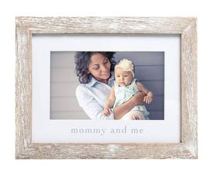 lot 12436 image: Pearhead Mommy and Me Rustic Keepsake Picture Frame, New Mom and Expecting Mom Accessory, Gender-Neutral Nursery D�cor, Distressed Photo Frame, 1 Count (Pack of 1)