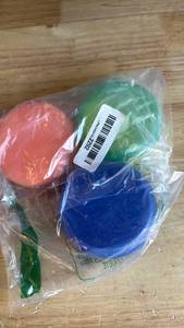 lot 14208 image: Plastic round containers