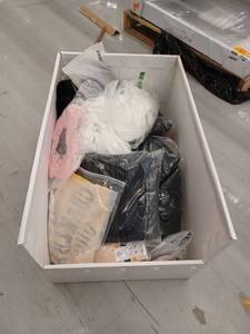 lot 25191 image: Lot Of Miscellaneous Clothing, 40 Pieces