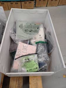 Lot Of Miscellaneous Clothing, 40 Pieces