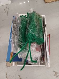 lot 25237 image: Miscellaneous Lot Of Items