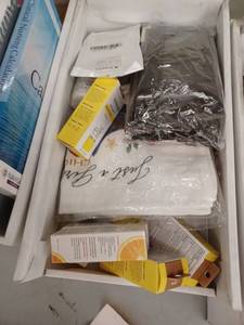 lot 25252 image: Miscellaneous Beauty Product Lot - Mixed Skincare and Cosmetics