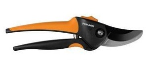 lot 24685 image: Fiskars Softgrip Bypass Hand Pruner