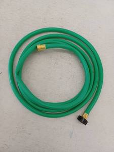 lot 24743 image: Small Green Hose