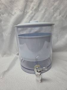 lot 8 image: Clear Beverage Dispenser