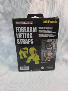 lot 95 image: Haul Master Forearm Lifting Straps