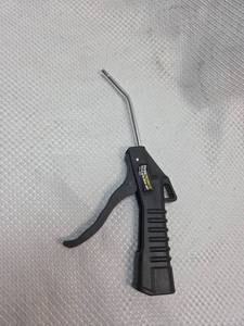 lot 97 image: Central Pneumatic Pistol Grip Blow Gun #62628