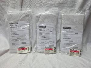 lot 165 image: MediChoice Adult Bag with Curved Zip 36x90
