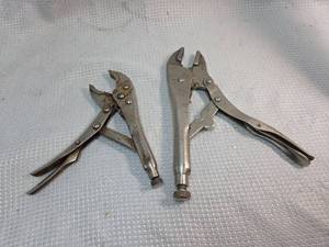 lot 176 image: Great Neck Multi-Tool Locking Pliers Set