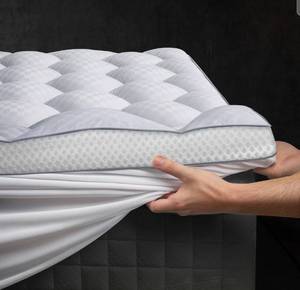 lot 17294 image: 3 Inch Ultra-Fluffy Memory Foam Mattress Topper Full for Back Pain, Extra Soft Pillow Top Full Mattress Topper with 4X Support, Mattress Pad with Breathable Air Mesh Sides, 6-21 Deep Pocket - Retail $65