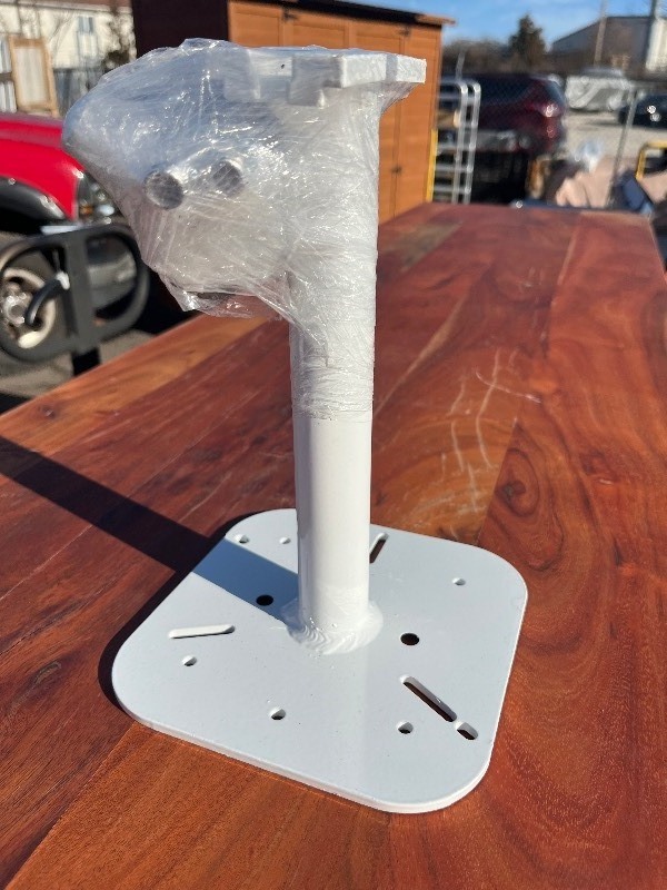 lot 87 image: 6 Camera Mount - Professional Quality - 7 Arm 3 Bracket - White - Bolts included, Comes as is