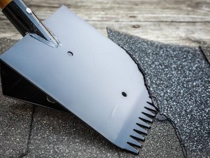 lot 26 image: Shingle Stripper Fiberglass by MBI Tools - Roof Tear Off Shingle and Nail Removal Tool