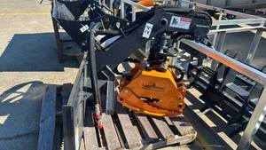 lot 5030 image: RLG-13-44D - Landhonor - Log Grapple Rotating Frapple - Unused