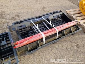 lot 6463 image: CK-BF47 - Captok - Skid Steer Bale Fork - Unused