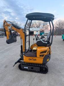 lot 6736 image: (QK18R) CFG - Mini Excavator - Unused