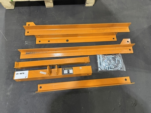 lot 5260 image: FC1-66-500G - Wolverine - Lifting Fork - Unused