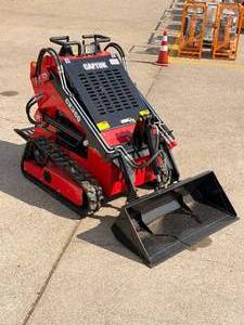 lot 6488 image: CK360T - Captok - Mini Skid Steer loader - Unused