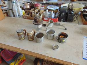 lot 2486 image: Mixer - Salt and Pepper - Metal Cups and Small ricer 
