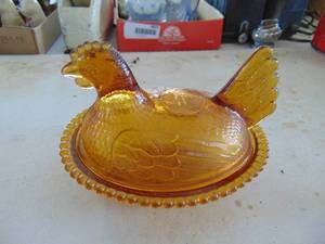 lot 2508 image: Hen on Nest -